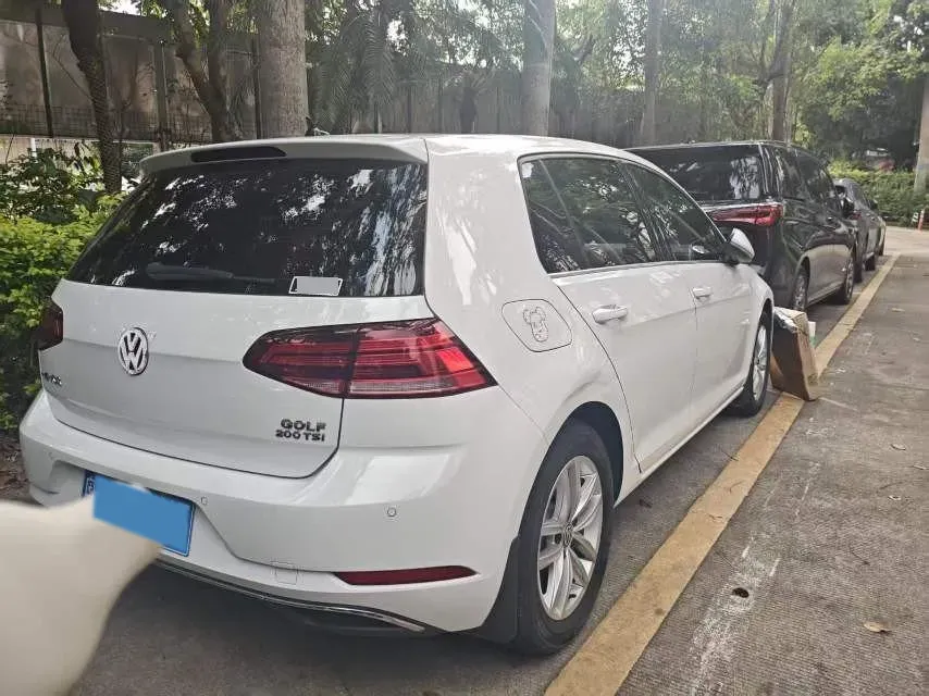 2019 Ford Focus 1.5T 184HP L3 8AT,autocango,china used car exporter,china ev exporter,chinese used car exporter,chinese used ev exporter