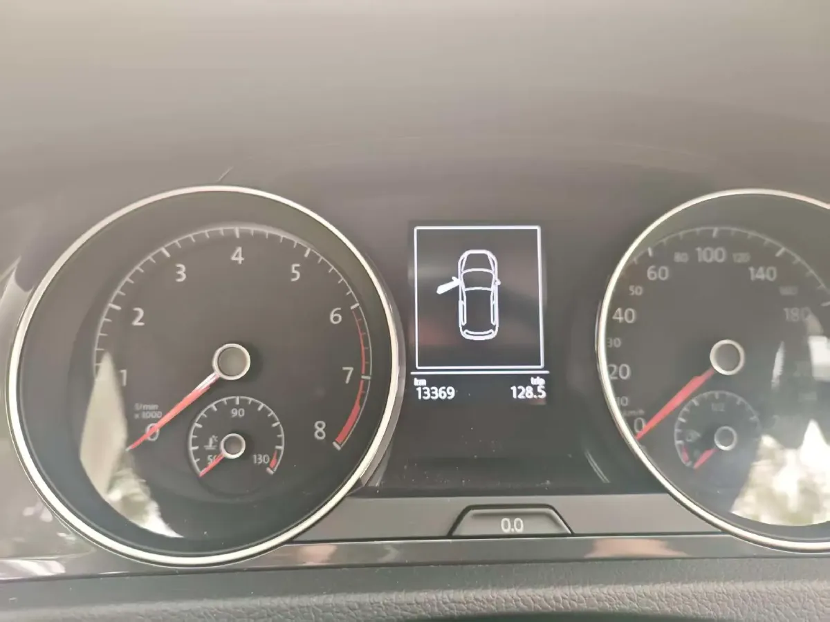 2019 Ford Focus 1.5T 184HP L3 8AT,autocango,china used car exporter,china ev exporter,chinese used car exporter,chinese used ev exporter