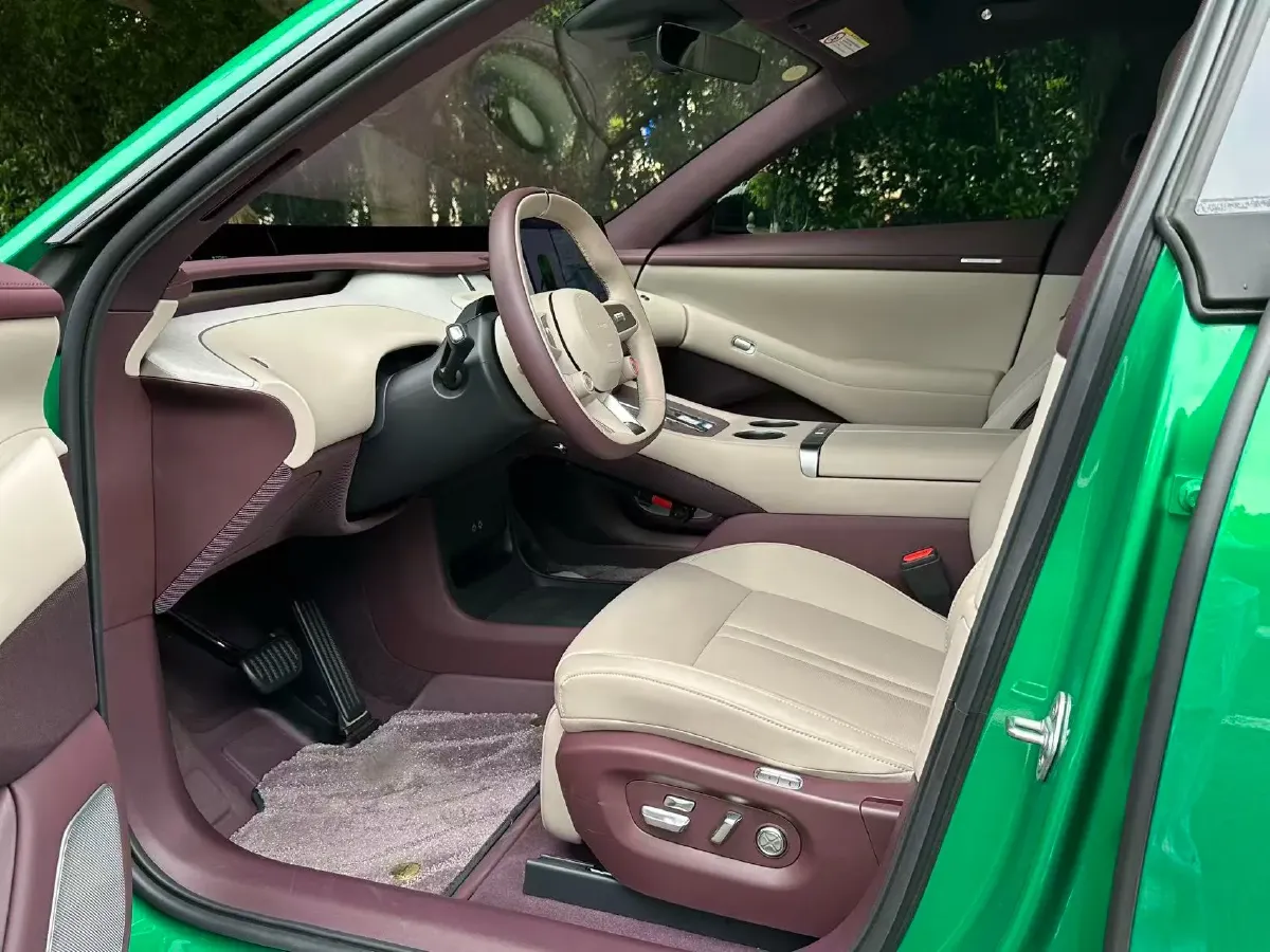 2025 MI YU7 BEV 96.3KWH,autocango,china used car exporter,china ev exporter,chinese used car exporter,chinese used ev exporter