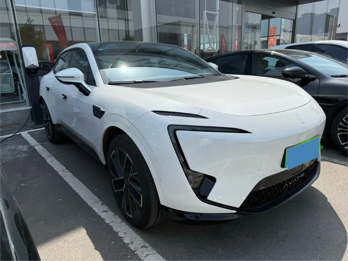 2025 Avatr 11 BEV,autocango,china used car exporter,china ev exporter,chinese used car exporter,chinese used ev exporter