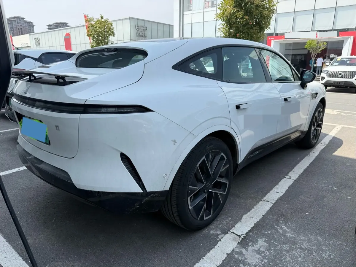2025 Avatr 11 BEV,autocango,china used car exporter,china ev exporter,chinese used car exporter,chinese used ev exporter