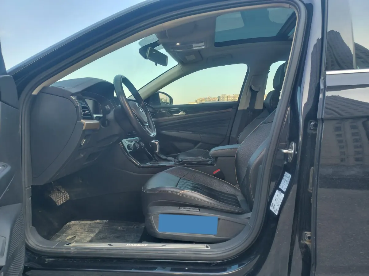 2019 Volkswagen Passat 2.0T 186HP L4 7DCT,autocango,china used car exporter,china ev exporter,chinese used car exporter,chinese used ev exporter