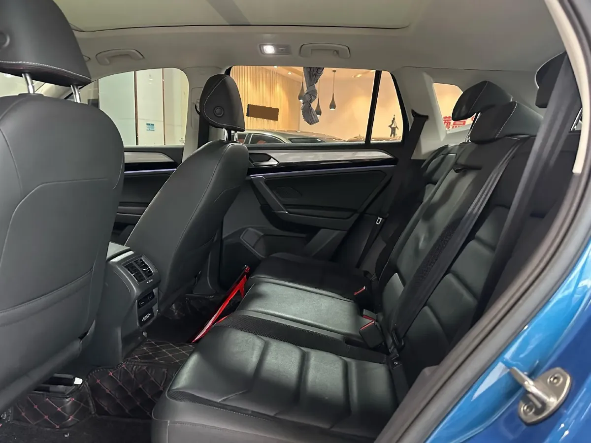 2019 Volkswagen Tayron 2.0T 186HP L4 7DCT,autocango,china used car exporter,china ev exporter,chinese used car exporter,chinese used ev exporter