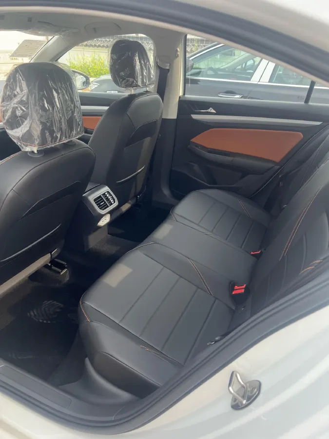 2025 Volkswagen Bora 1.2T 116HP L4 7DCT,autocango,china used car exporter,china ev exporter,chinese used car exporter,chinese used ev exporter