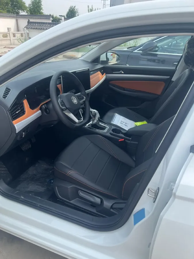 2025 Volkswagen Bora 1.2T 116HP L4 7DCT,autocango,china used car exporter,china ev exporter,chinese used car exporter,chinese used ev exporter