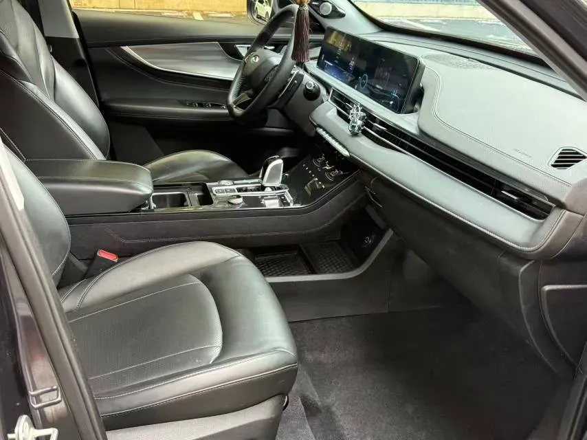 2021 Chery Tiggo 8 Plus 1.6T 197HP L4 7DCT,autocango,china used car exporter,china ev exporter,chinese used car exporter,chinese used ev exporter