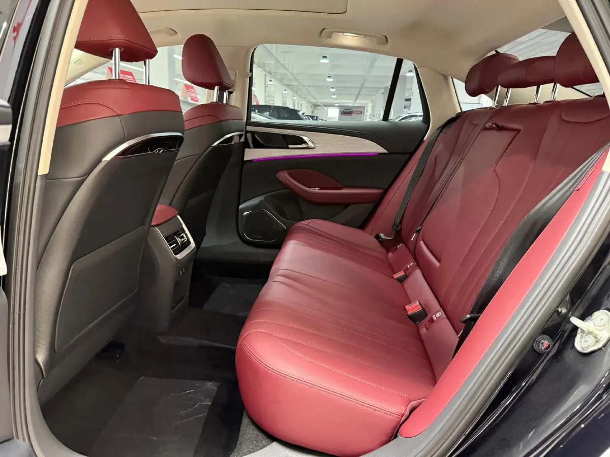 2024 HongQi H5 1.5T 169HP L4 7DCT,autocango,china used car exporter,china ev exporter,chinese used car exporter,chinese used ev exporter