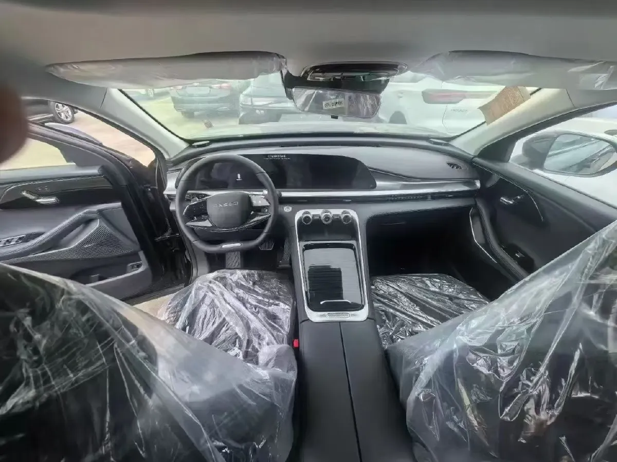 2025 Exceed RX 2.0T 261HP L4 7DCT,autocango,china used car exporter,china ev exporter,chinese used car exporter,chinese used ev exporter