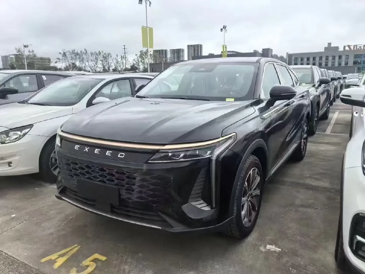 2025 Exceed RX 2.0T 261HP L4 7DCT,autocango,china used car exporter,china ev exporter,chinese used car exporter,chinese used ev exporter