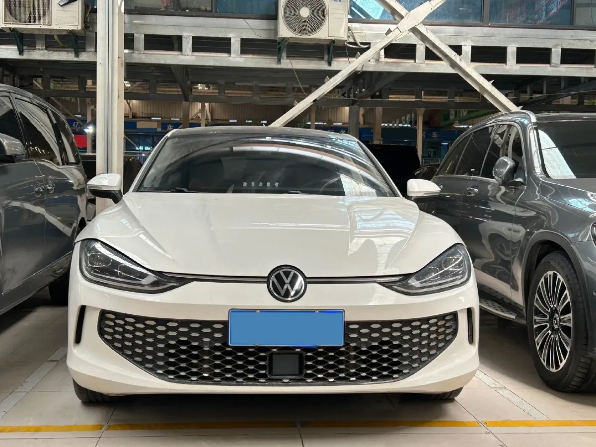 2023 Volkswagen Lamando 1.4T 150HP L4 7DCT,autocango,china used car exporter,china ev exporter,chinese used car exporter,chinese used ev exporter