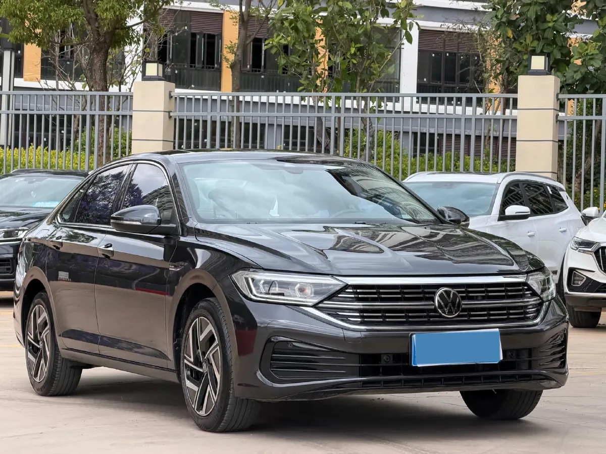 2023 Volkswagen Sagitar 1.2T 116HP L4 7DCT,autocango,china used car exporter,china ev exporter,chinese used car exporter,chinese used ev exporter