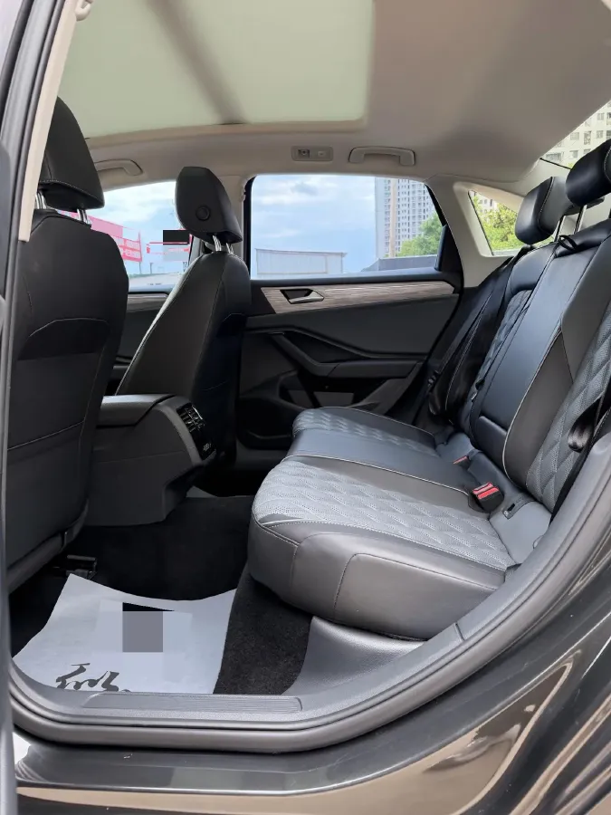 2023 Volkswagen Sagitar 1.2T 116HP L4 7DCT,autocango,china used car exporter,china ev exporter,chinese used car exporter,chinese used ev exporter