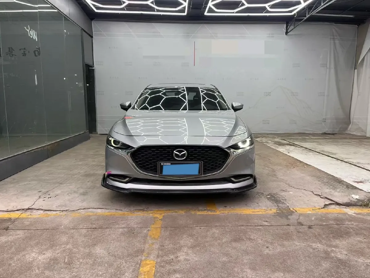2020 Mazda 3 Axela 2.0L 158HP L4 6AT,autocango,china used car exporter,china ev exporter,chinese used car exporter,chinese used ev exporter