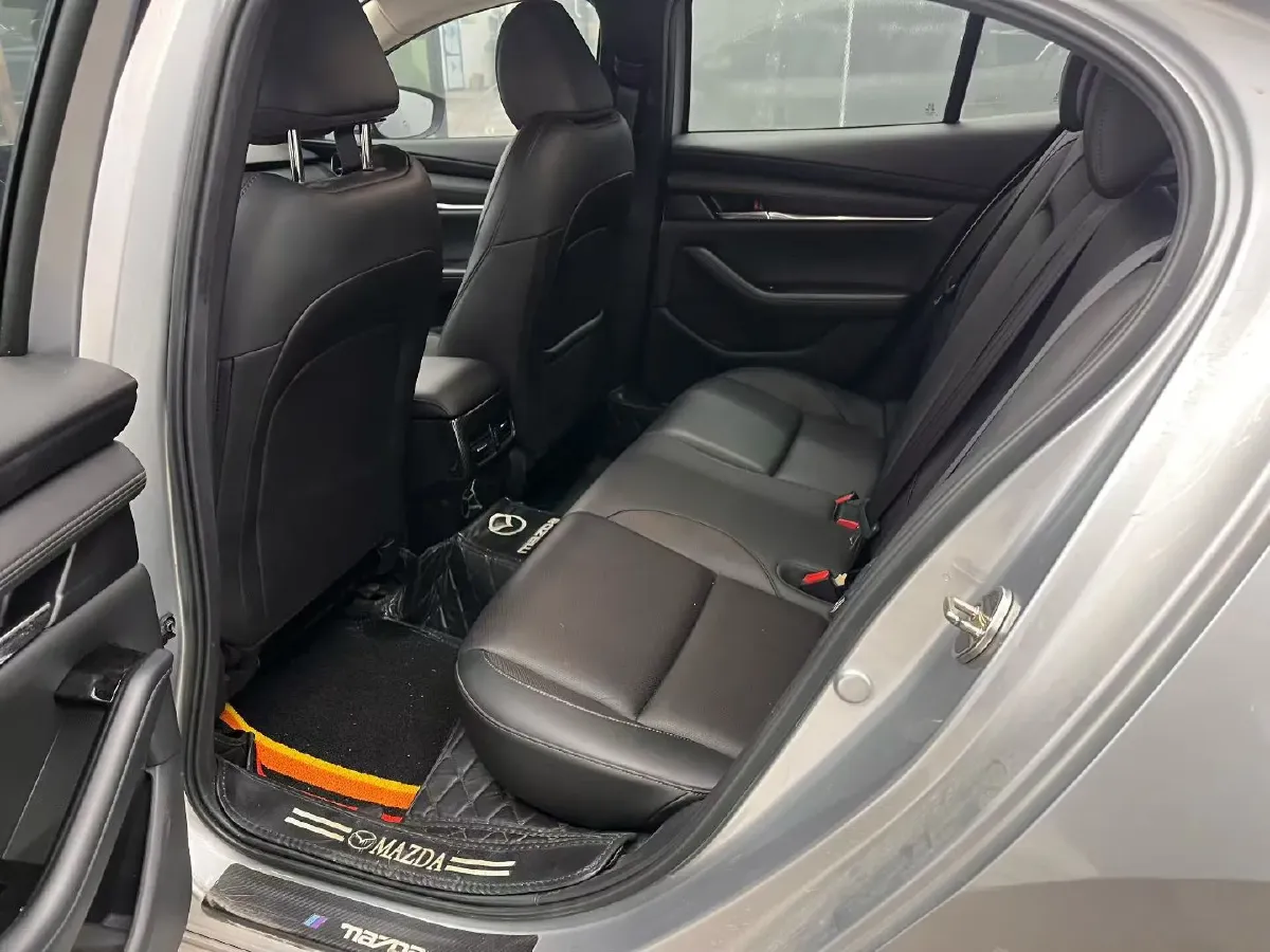 2020 Mazda 3 Axela 2.0L 158HP L4 6AT,autocango,china used car exporter,china ev exporter,chinese used car exporter,chinese used ev exporter