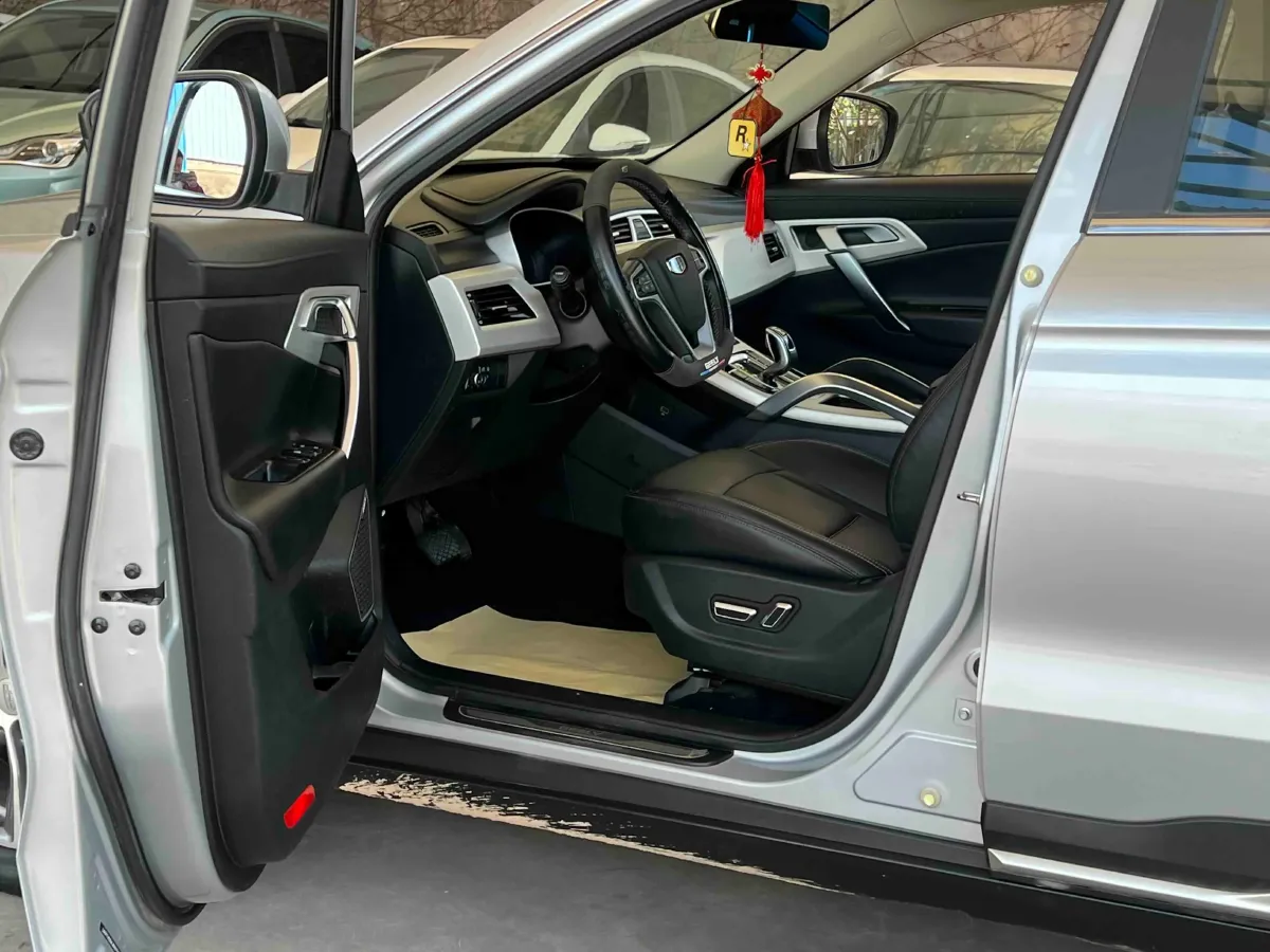 2020 Roewe i6 1.5T 169HP L4 7DCT,autocango,china used car exporter,china ev exporter,chinese used car exporter,chinese used ev exporter