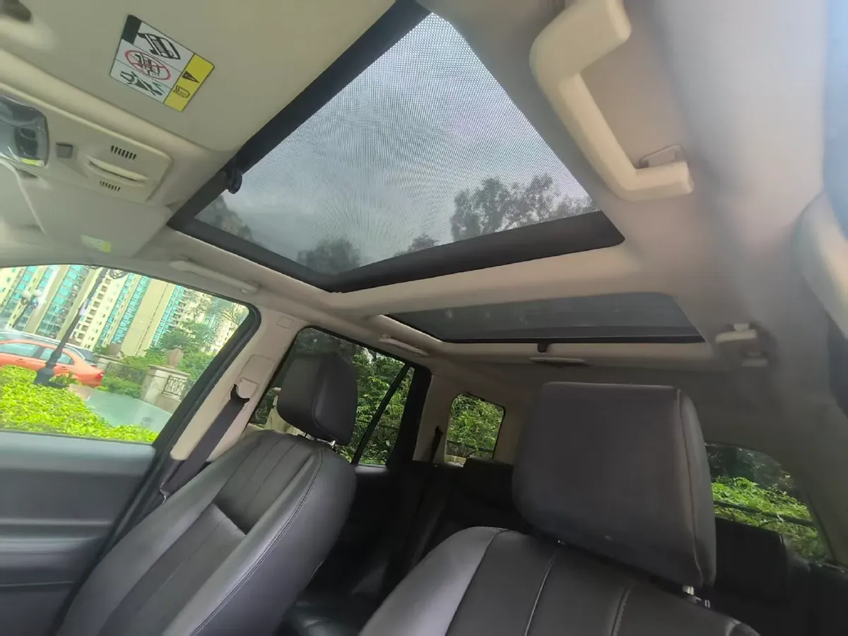 2013 Land Rover Freelander 2 2.0T 240HP L4 6AT,autocango,china used car exporter,china ev exporter,chinese used car exporter,chinese used ev exporter