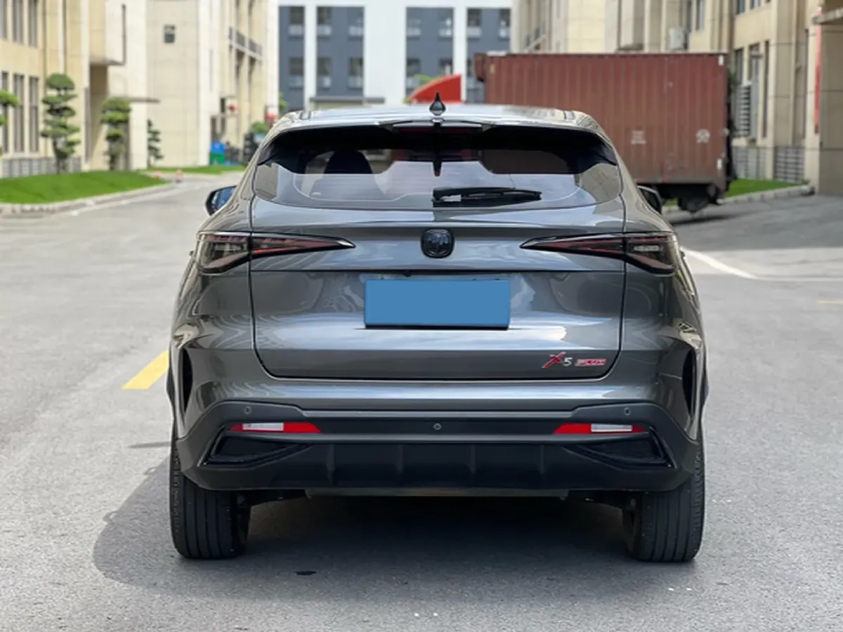 2024 ChangAn X5 PLUS 1.5T 188HP L4 7DCT,autocango,china used car exporter,china ev exporter,chinese used car exporter,chinese used ev exporter