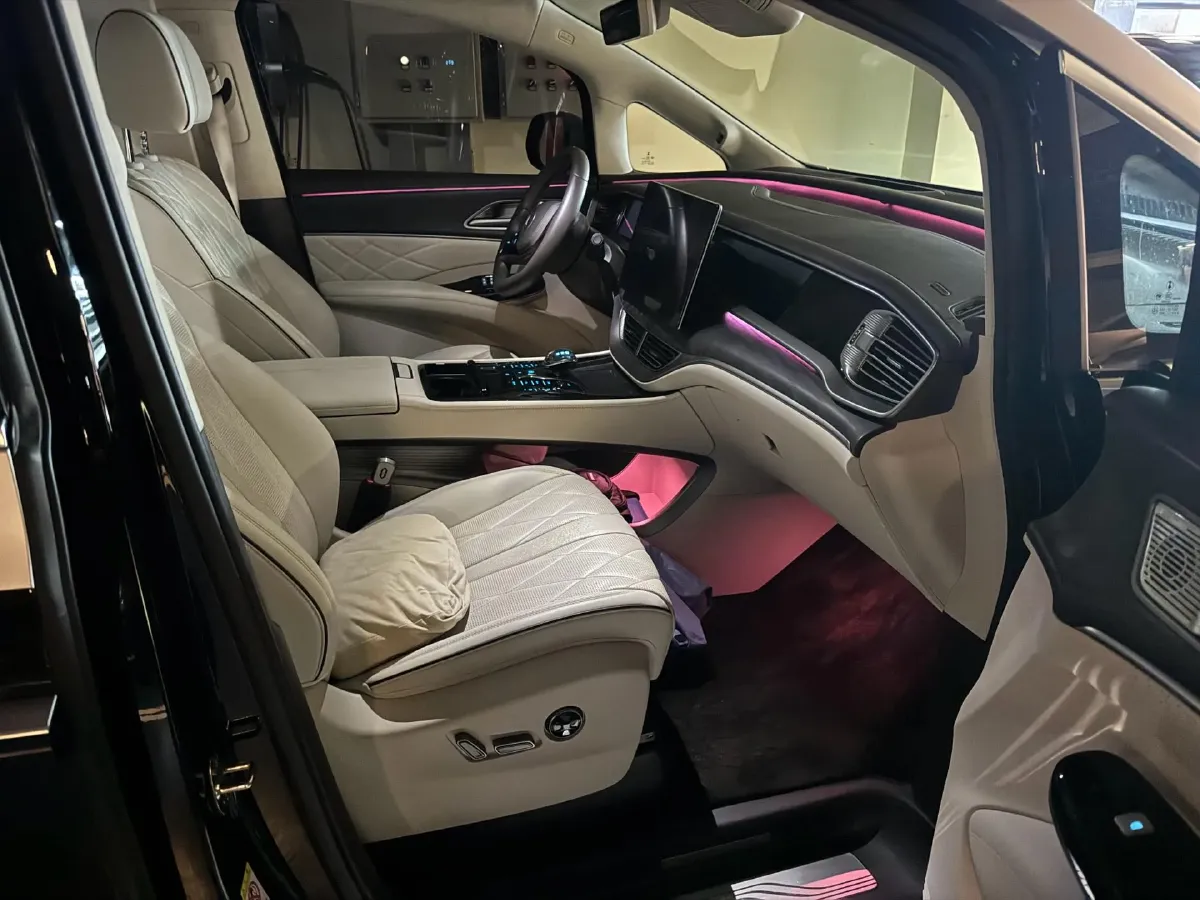 2024 Denza D9 1.5T 139HP L4 E-CVT PHEV 40KWH,autocango,china used car exporter,china ev exporter,chinese used car exporter,chinese used ev exporter