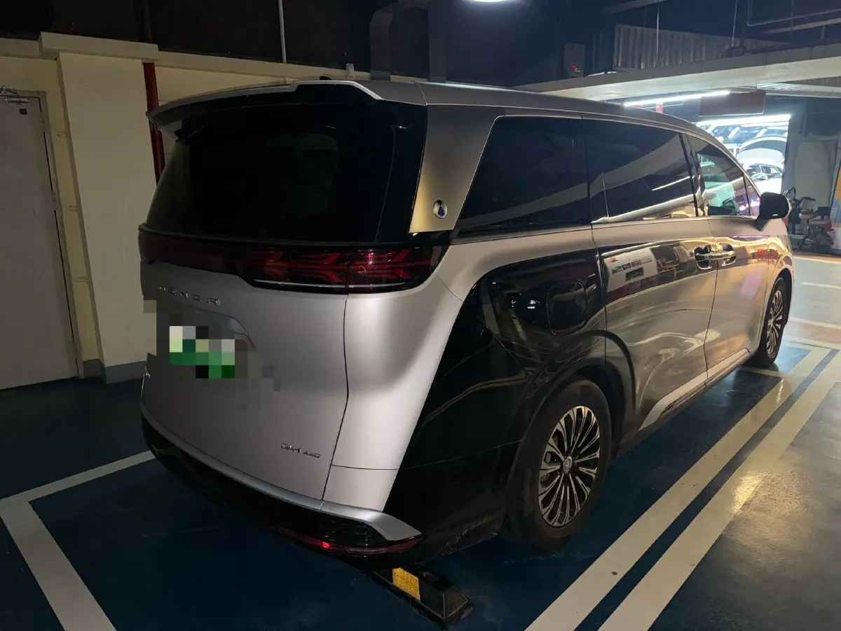 2024 Denza D9 1.5T 139HP L4 E-CVT PHEV 40KWH,autocango,china used car exporter,china ev exporter,chinese used car exporter,chinese used ev exporter
