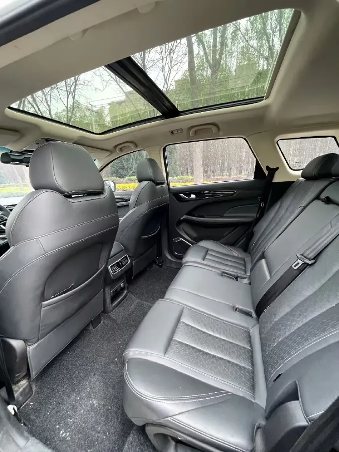 2019 Jetour X90 1.6T 197HP L4 7DCT,autocango,china used car exporter,china ev exporter,chinese used car exporter,chinese used ev exporter