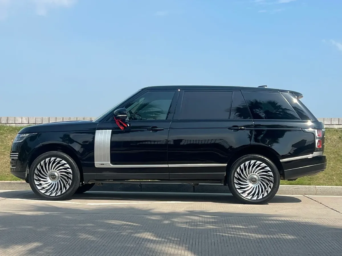 2020 Land Rover Range Rover 3.0T 400HP L6 8AT,autocango,china used car exporter,china ev exporter,chinese used car exporter,chinese used ev exporter