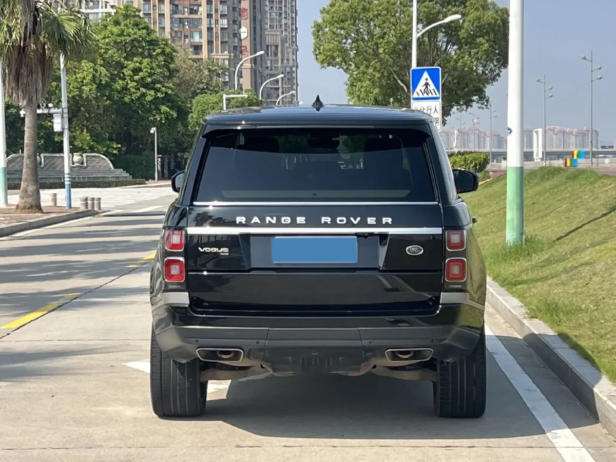 2020 Land Rover Range Rover 3.0T 400HP L6 8AT,autocango,china used car exporter,china ev exporter,chinese used car exporter,chinese used ev exporter