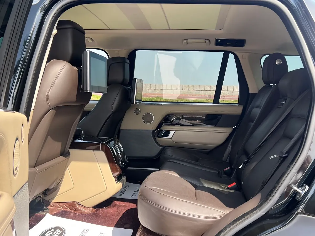 2020 Land Rover Range Rover 3.0T 400HP L6 8AT,autocango,china used car exporter,china ev exporter,chinese used car exporter,chinese used ev exporter