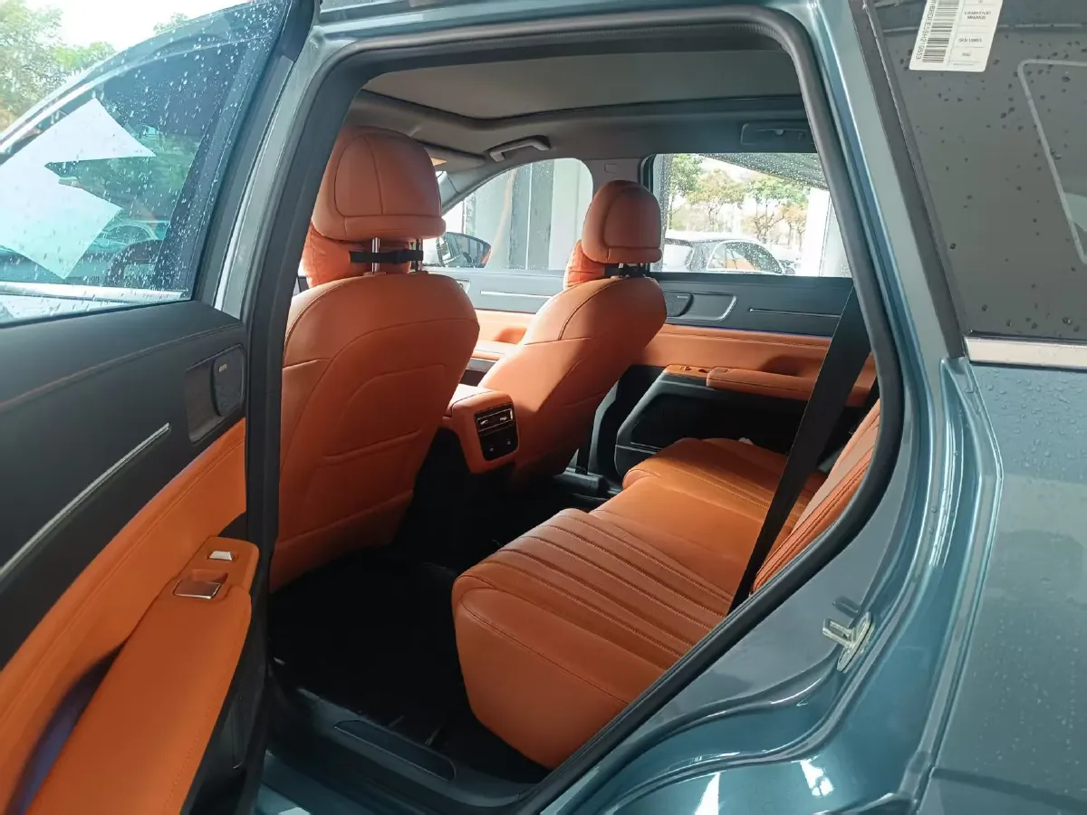 2025 Chery Tiggo8 PLUS C-DM 1.5T 156HP L4 1DHT PHEV,autocango,china used car exporter,china ev exporter,chinese used car exporter,chinese used ev exporter