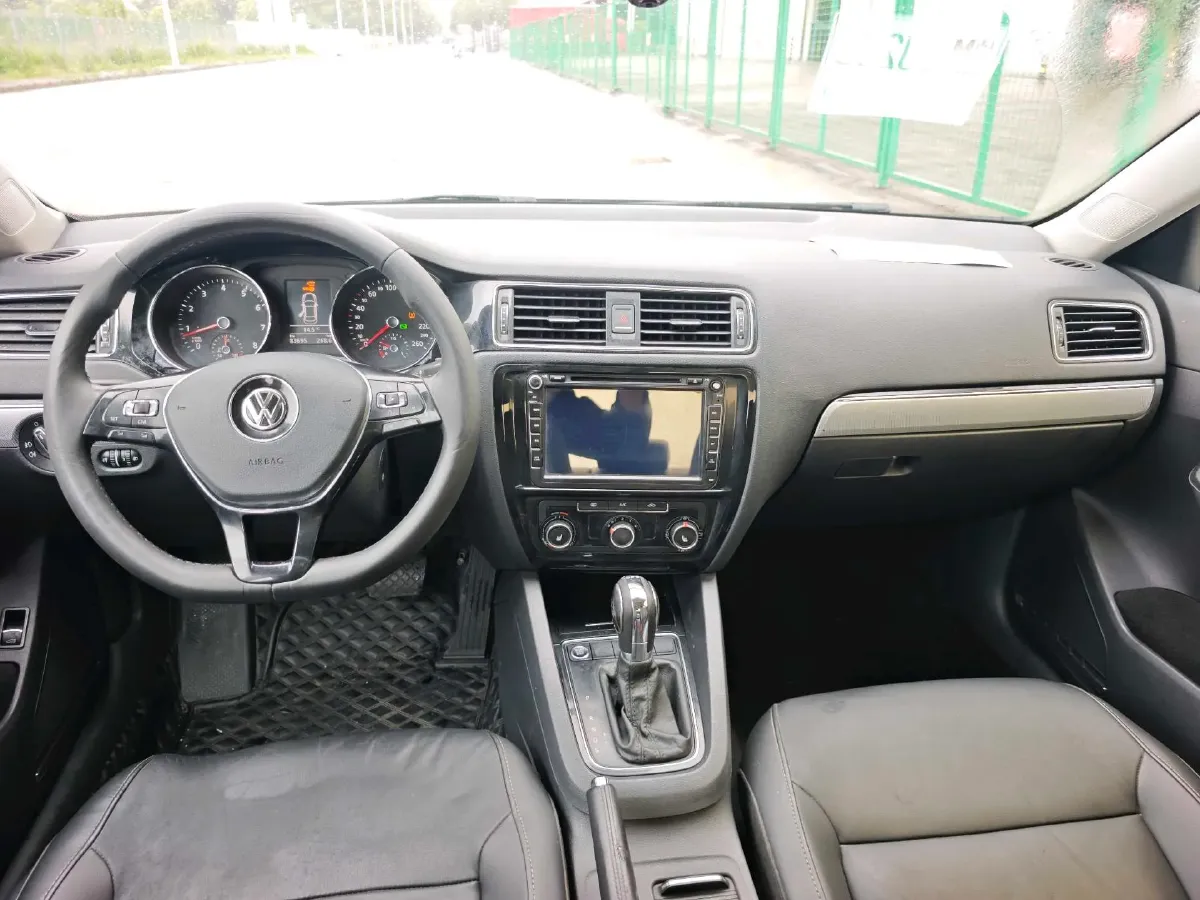 2018 Volkswagen Bora 1.4T 131HP L4 7DCT,autocango,china used car exporter,china ev exporter,chinese used car exporter,chinese used ev exporter