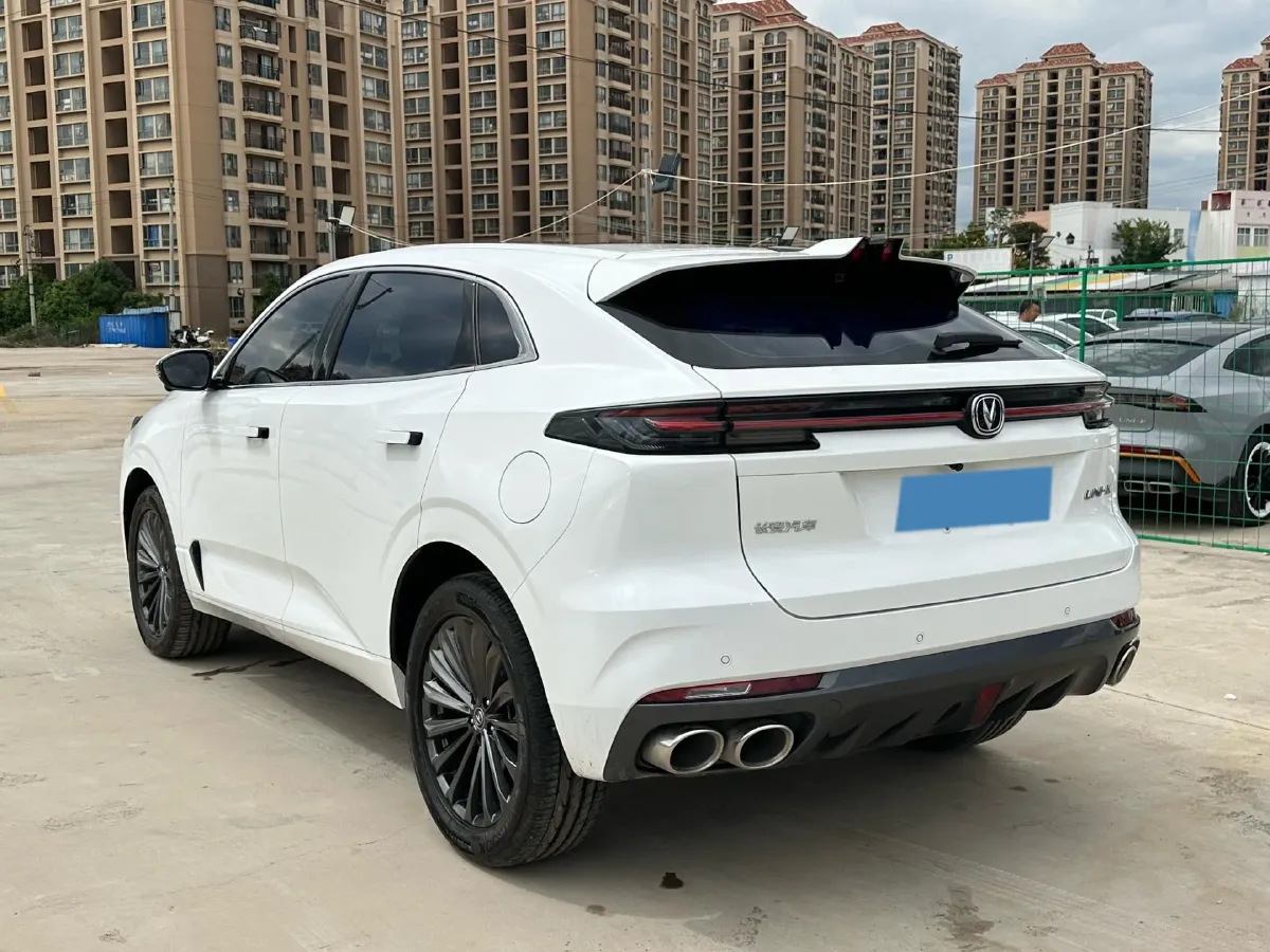 2021 ChangAn UNI-K 2.0T 233HP L4 8AT,autocango,china used car exporter,china ev exporter,chinese used car exporter,chinese used ev exporter