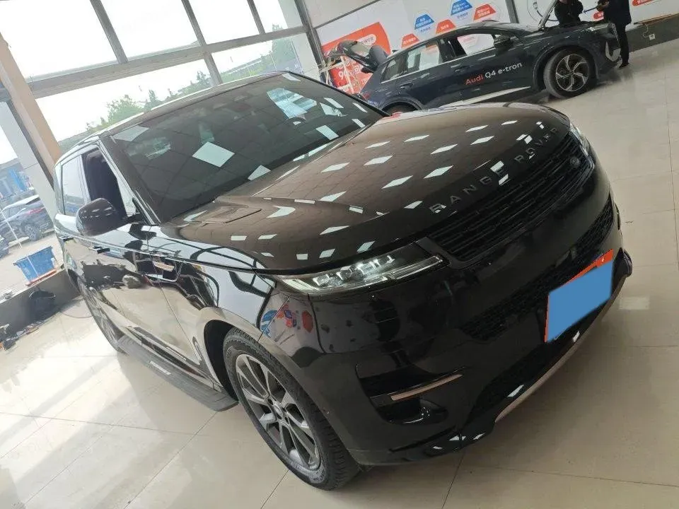 2023 Land Rover Range Rover Sport 3.0T 400HP L6 8AT,autocango,china used car exporter,china ev exporter,chinese used car exporter,chinese used ev exporter