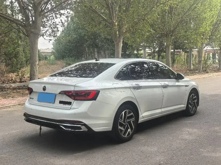 2023 Volkswagen Sagitar 1.4T 150HP L4 7DCT,autocango,china used car exporter,china ev exporter,chinese used car exporter,chinese used ev exporter