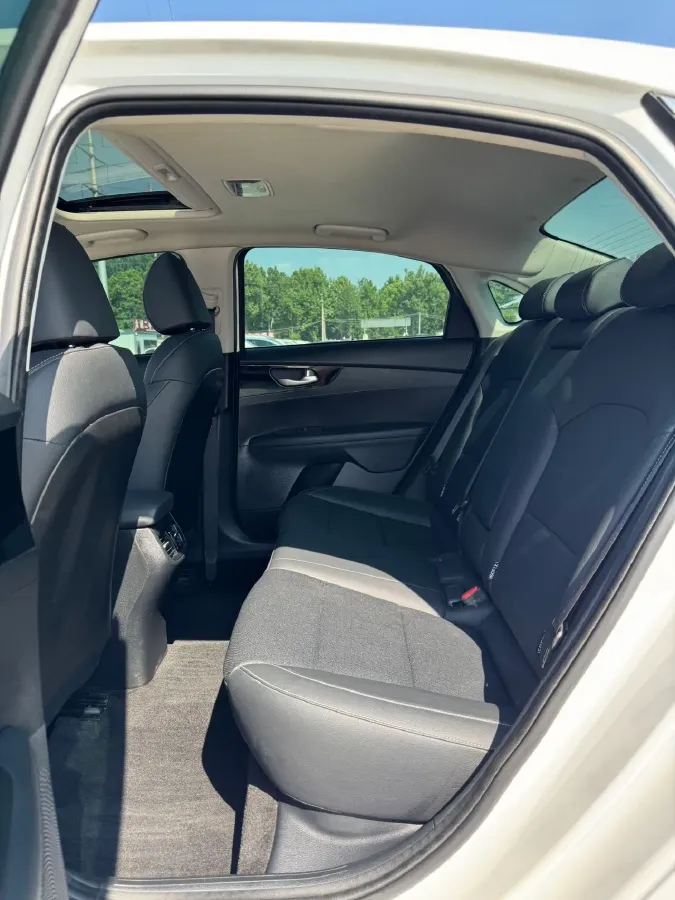 2021 Kia K3 1.5L 115HP L4 CVT,autocango,china used car exporter,china ev exporter,chinese used car exporter,chinese used ev exporter