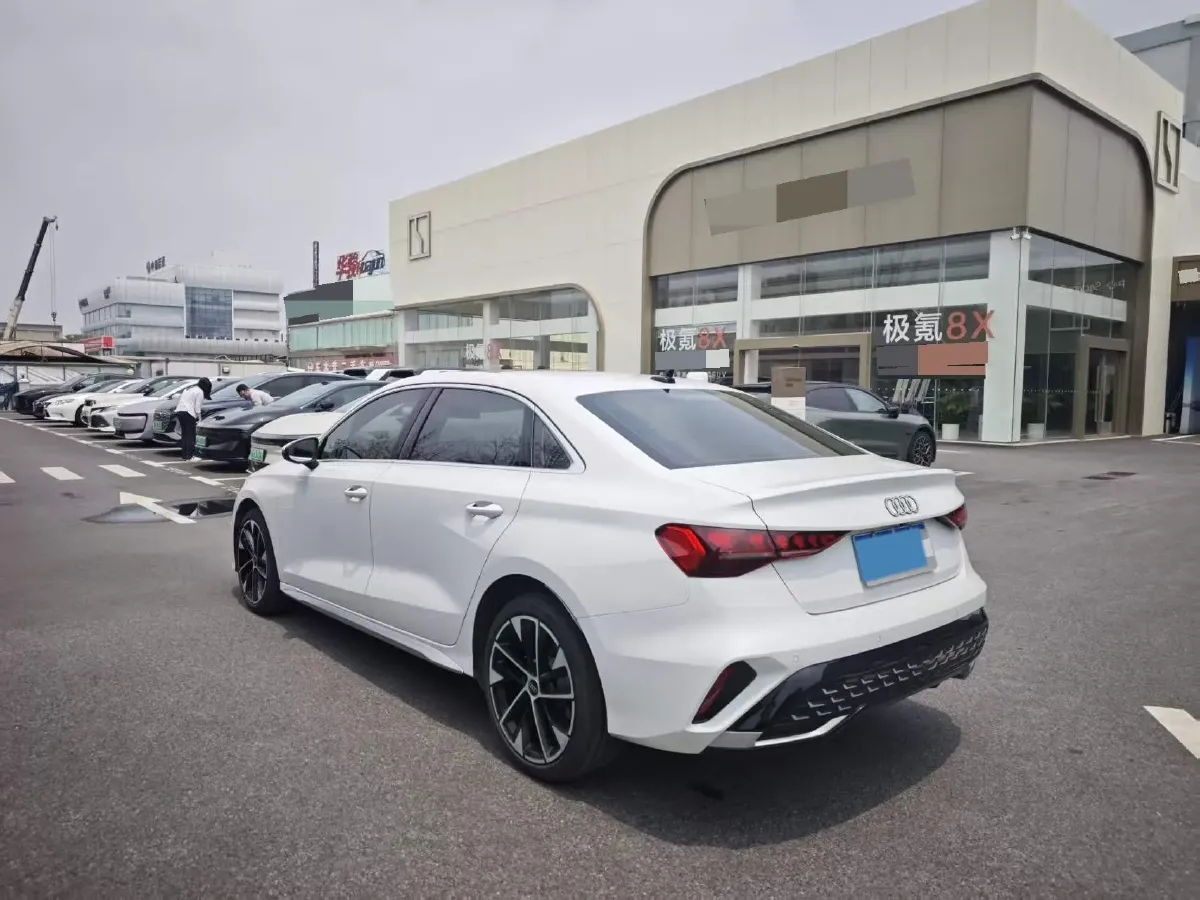 2025 Audi A3 1.5T 160HP L4 7DCT,autocango,china used car exporter,china ev exporter,chinese used car exporter,chinese used ev exporter