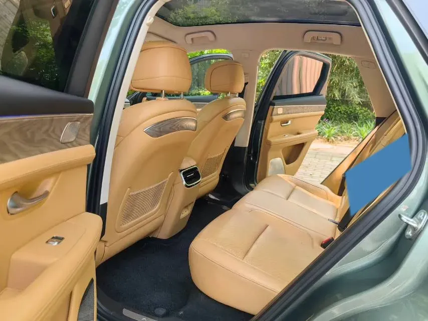 2022 Isuzu Mu-X 2.0T 220HP L4 8AT,autocango,china used car exporter,china ev exporter,chinese used car exporter,chinese used ev exporter