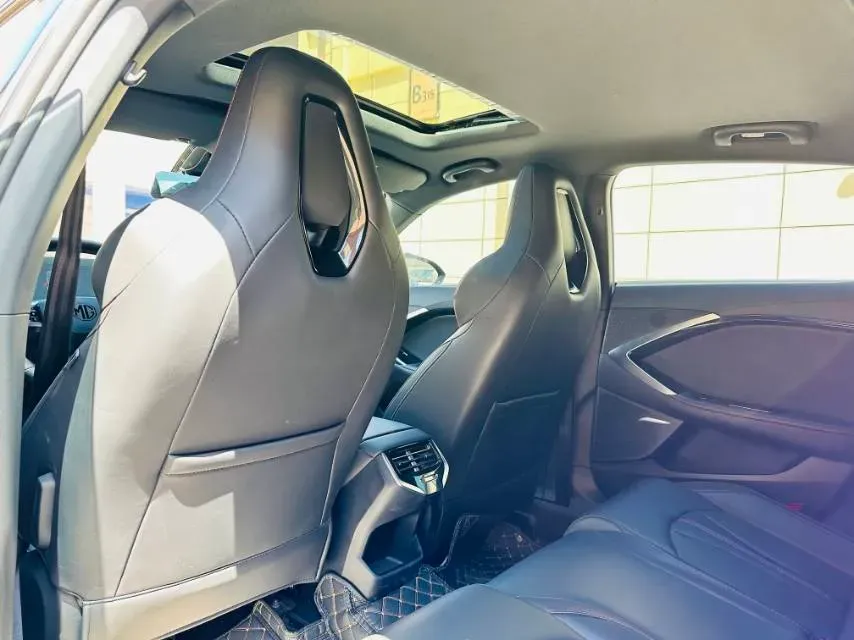 2023 MG 7 2.0T 261HP L4 9AT,autocango,china used car exporter,china ev exporter,chinese used car exporter,chinese used ev exporter