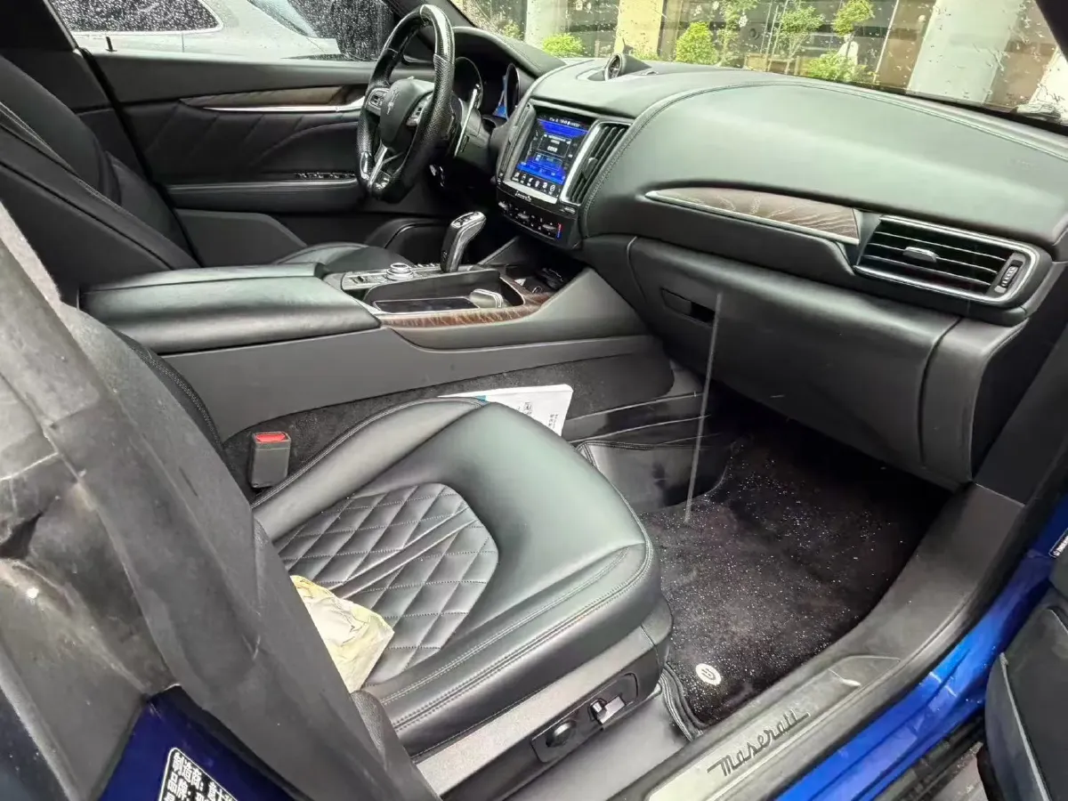 2019 Maserati Levante 3.0T 350HP V6 8AT,autocango,china used car exporter,china ev exporter,chinese used car exporter,chinese used ev exporter