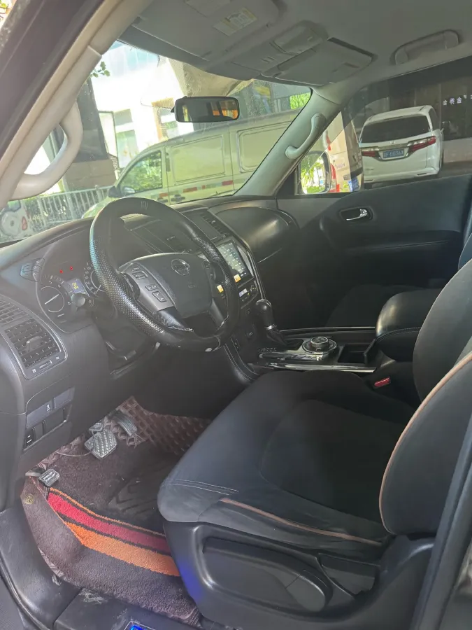 2018 Nissan Patrol 4.0L 279HP V6 7AT,autocango,china used car exporter,china ev exporter,chinese used car exporter,chinese used ev exporter