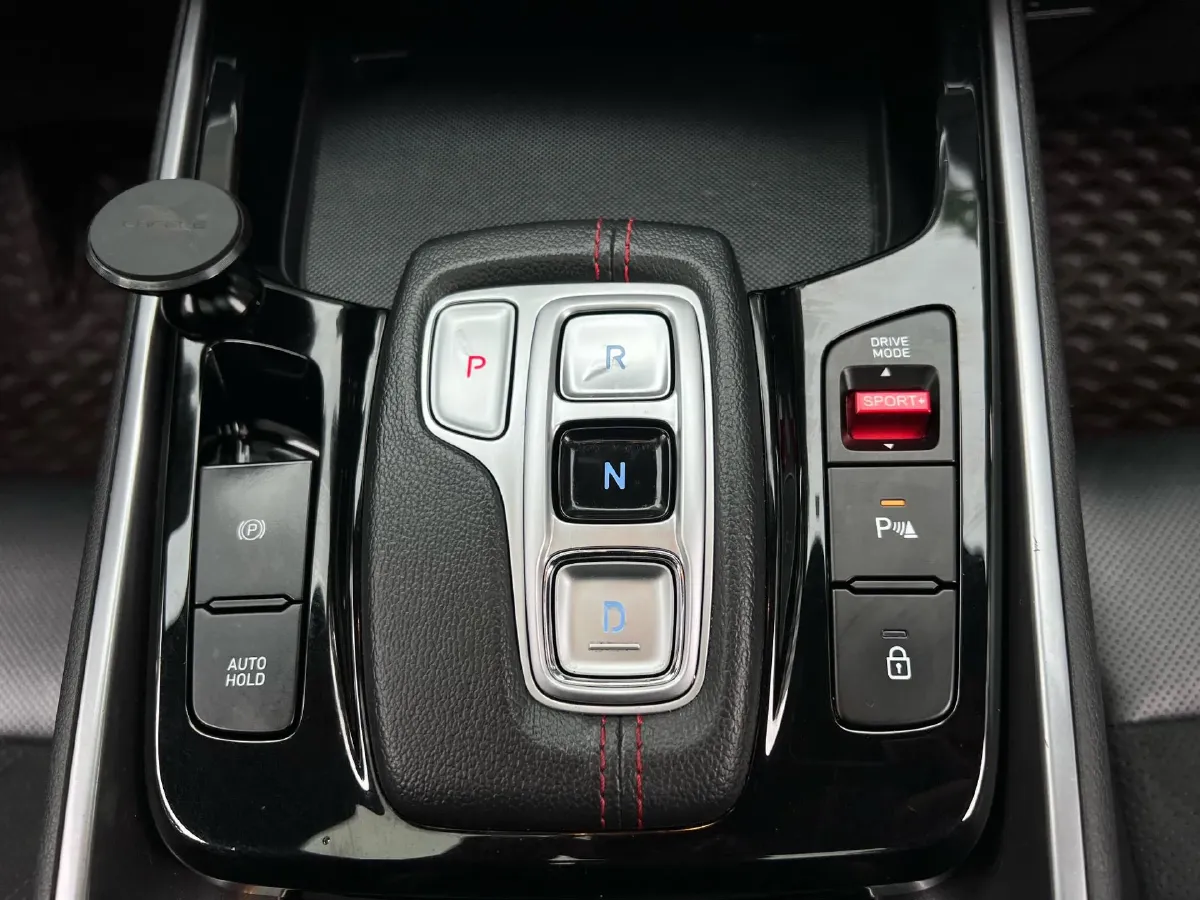 2023 Hyundai La Festa 1.5T 200HP L4 7DCT,autocango,china used car exporter,china ev exporter,chinese used car exporter,chinese used ev exporter