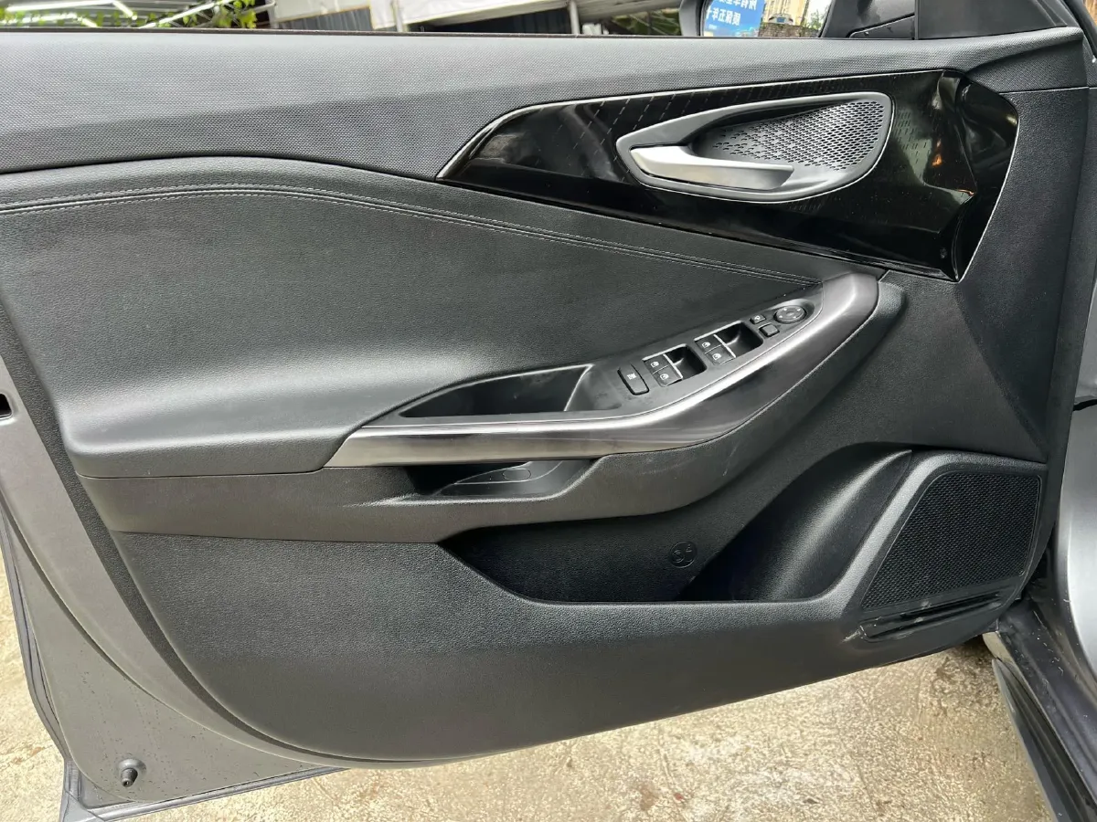 2023 Hyundai La Festa 1.5T 200HP L4 7DCT,autocango,china used car exporter,china ev exporter,chinese used car exporter,chinese used ev exporter