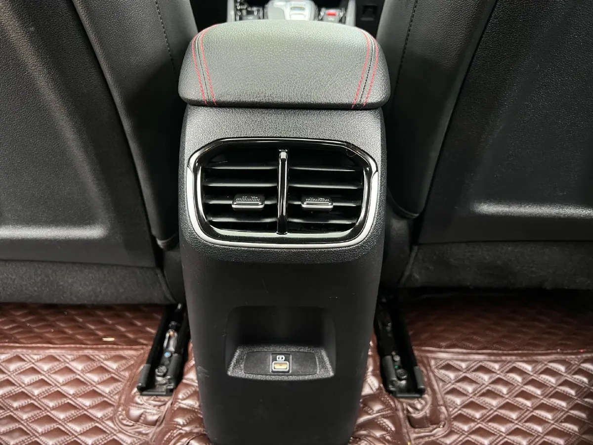 2023 Hyundai La Festa 1.5T 200HP L4 7DCT,autocango,china used car exporter,china ev exporter,chinese used car exporter,chinese used ev exporter