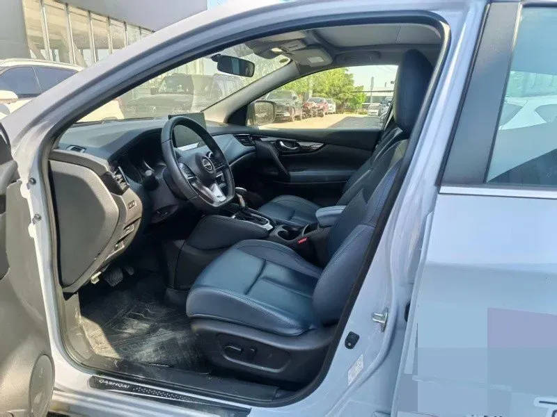 2025 Nissan Qashqai 2.0L 151HP L4 CVT,autocango,china used car exporter,china ev exporter,chinese used car exporter,chinese used ev exporter