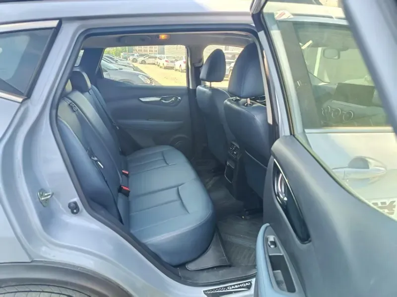 2025 Nissan Qashqai 2.0L 151HP L4 CVT,autocango,china used car exporter,china ev exporter,chinese used car exporter,chinese used ev exporter