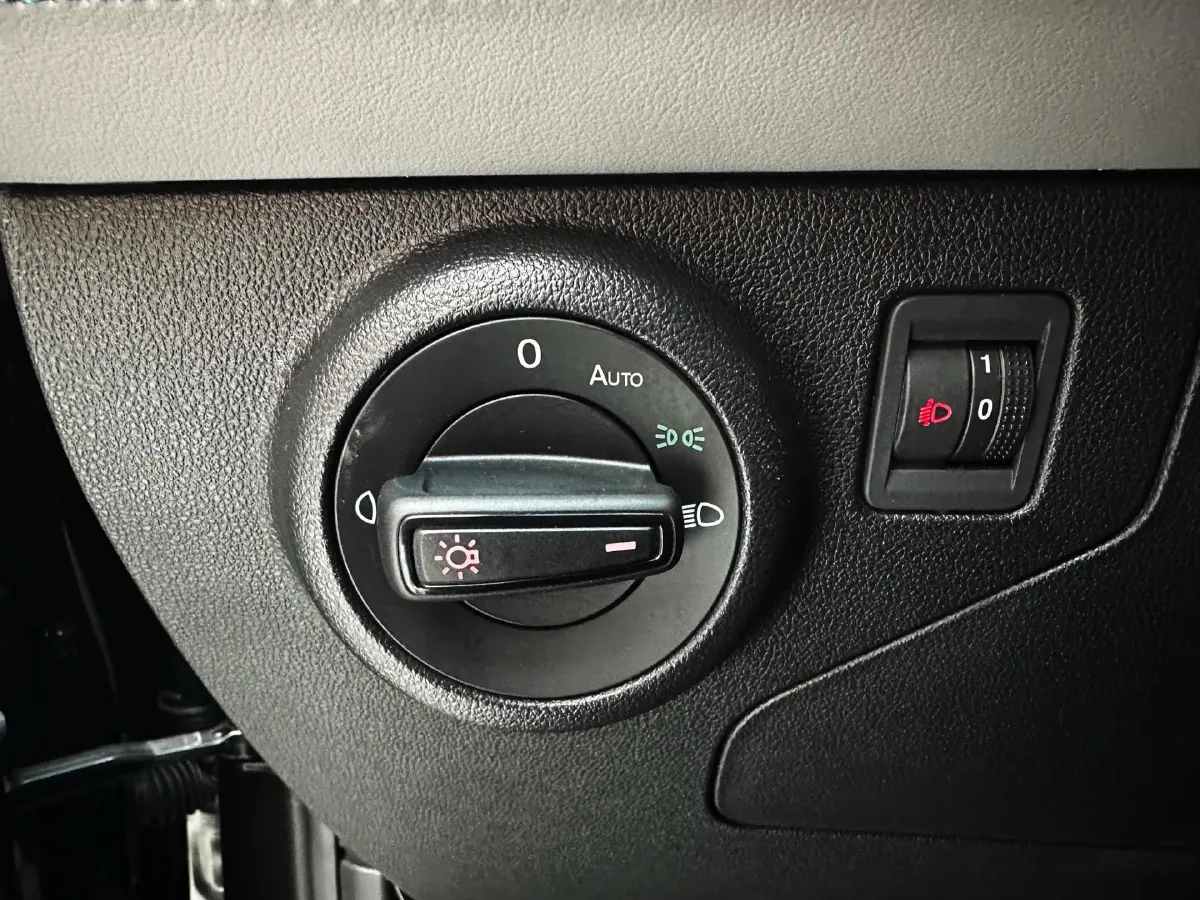 2023 Jetta VS5 1.4T 150HP L4 6AT,autocango,china used car exporter,china ev exporter,chinese used car exporter,chinese used ev exporter