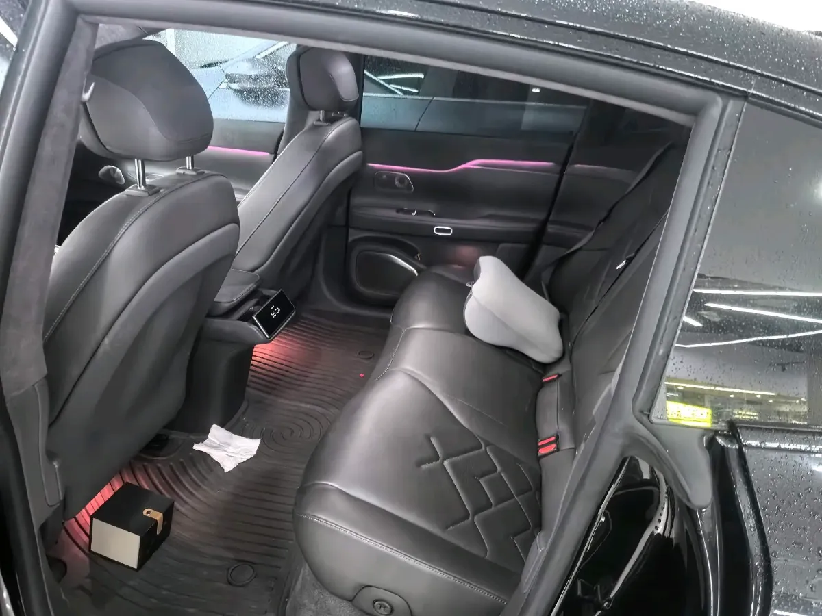 2021 Volkswagen ID.6 Crozz BEV 84.8KWH,autocango,china used car exporter,china ev exporter,chinese used car exporter,chinese used ev exporter