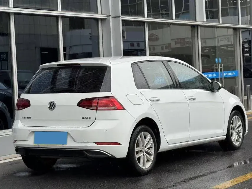 2018 Volkswagen Golf 1.6L 110HP L4 6AT,autocango,china used car exporter,china ev exporter,chinese used car exporter,chinese used ev exporter
