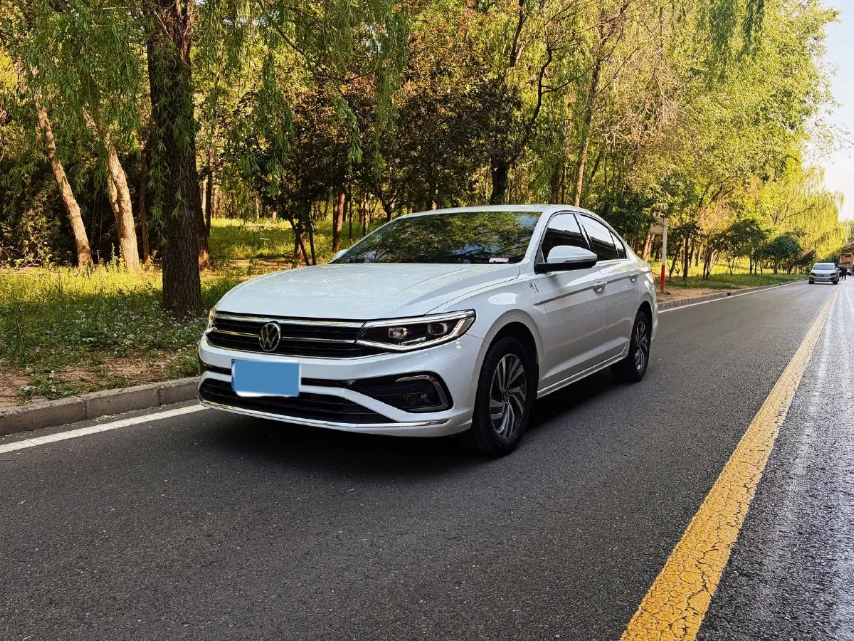 2023 Volkswagen Bora 1.2T 116HP L4 7DCT,autocango,china used car exporter,china ev exporter,chinese used car exporter,chinese used ev exporter