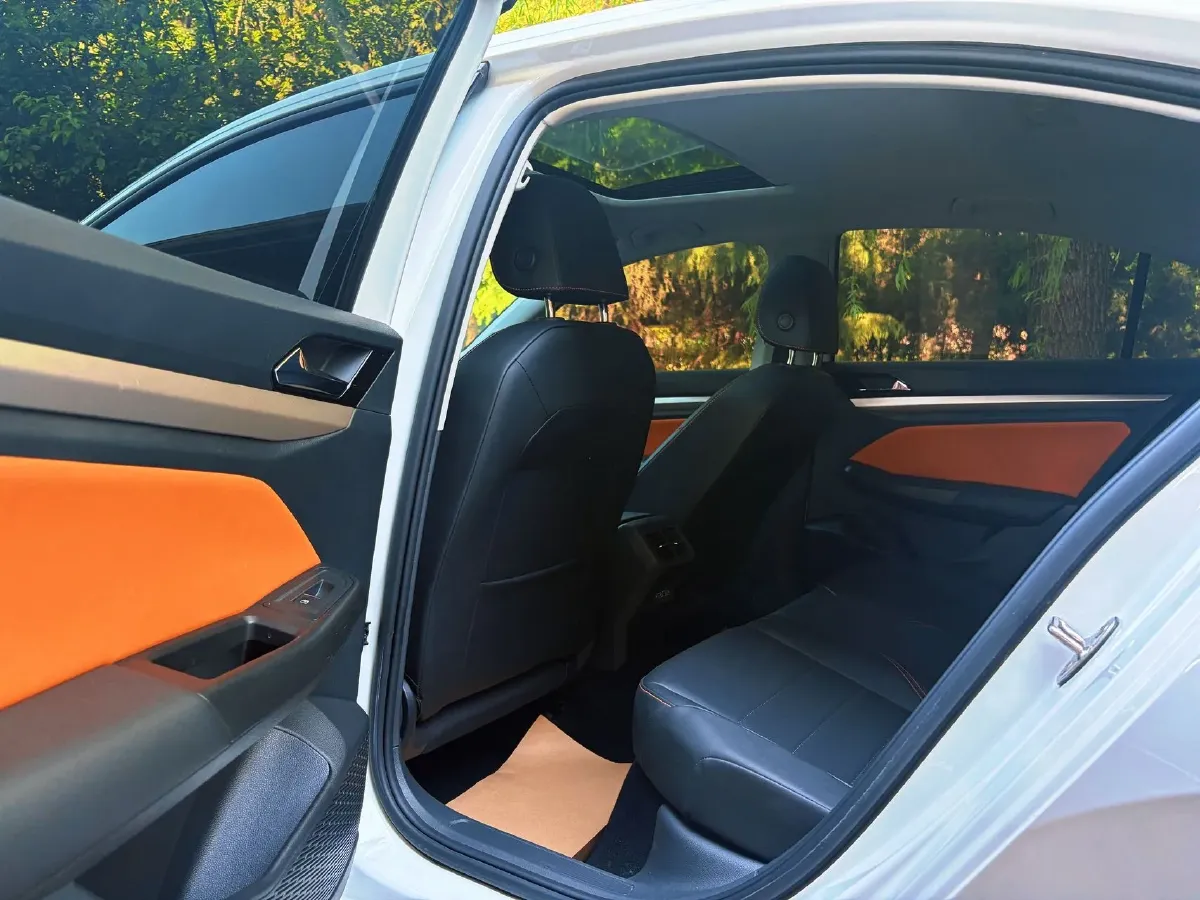 2023 Volkswagen Bora 1.2T 116HP L4 7DCT,autocango,china used car exporter,china ev exporter,chinese used car exporter,chinese used ev exporter