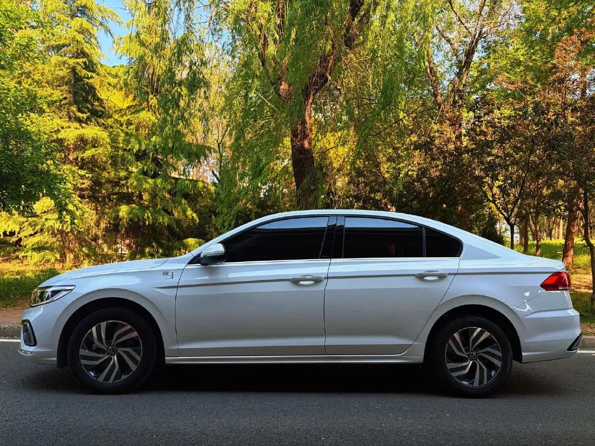 2023 Volkswagen Bora 1.2T 116HP L4 7DCT,autocango,china used car exporter,china ev exporter,chinese used car exporter,chinese used ev exporter
