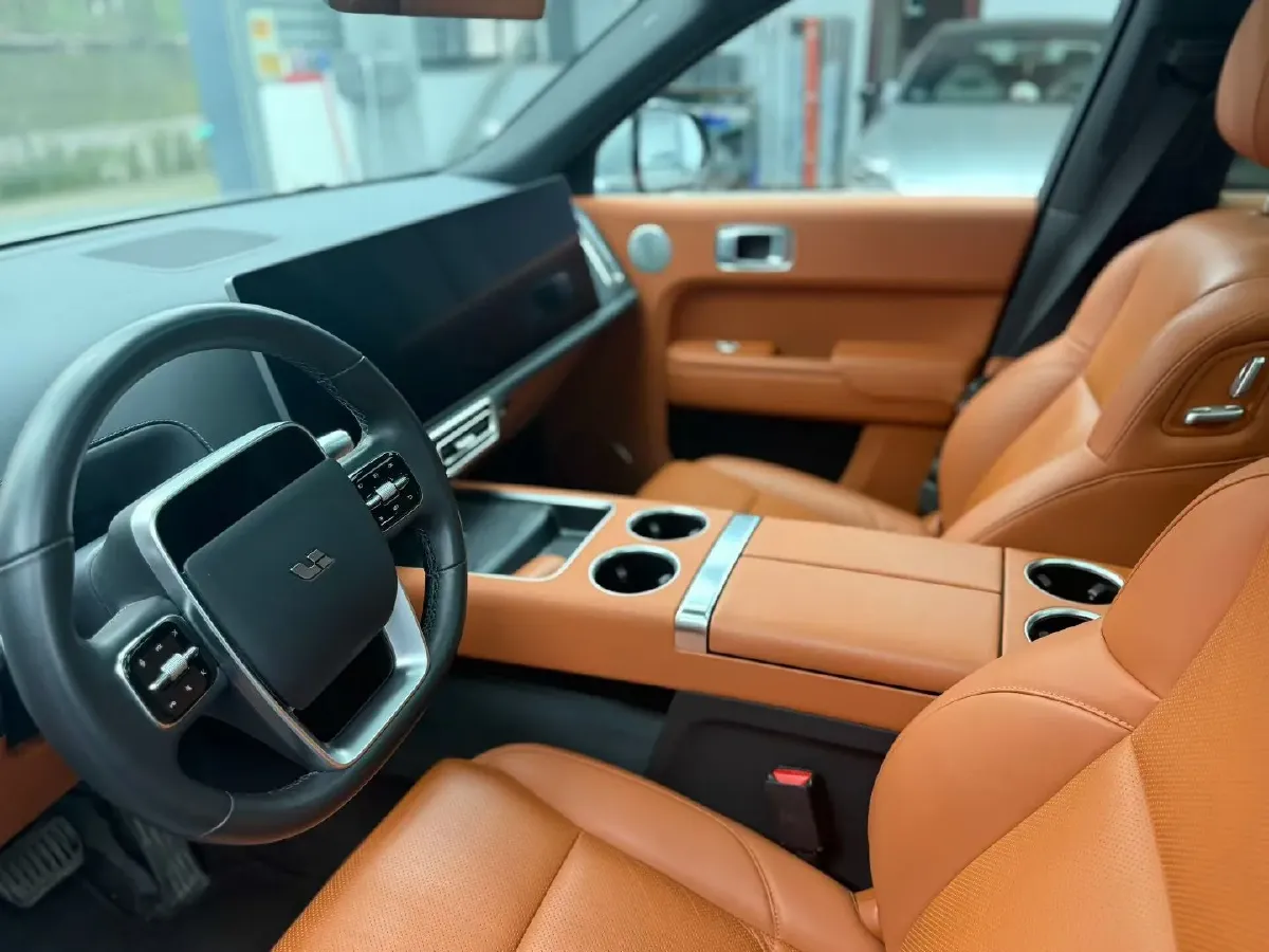 2023 Li L8 Range Extended 154HP REEV 40.9KWH,autocango,china used car exporter,china ev exporter,chinese used car exporter,chinese used ev exporter